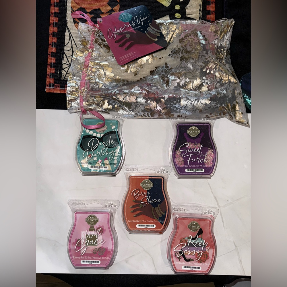 Scentsy Dazzle Darling and Born to Shine Wax Bars